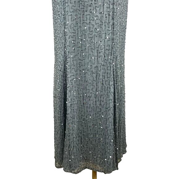 Ricci Wear Halter Neck Sequin Embellished Evening Gown Gray Silver Size M - Picture 7 of 14